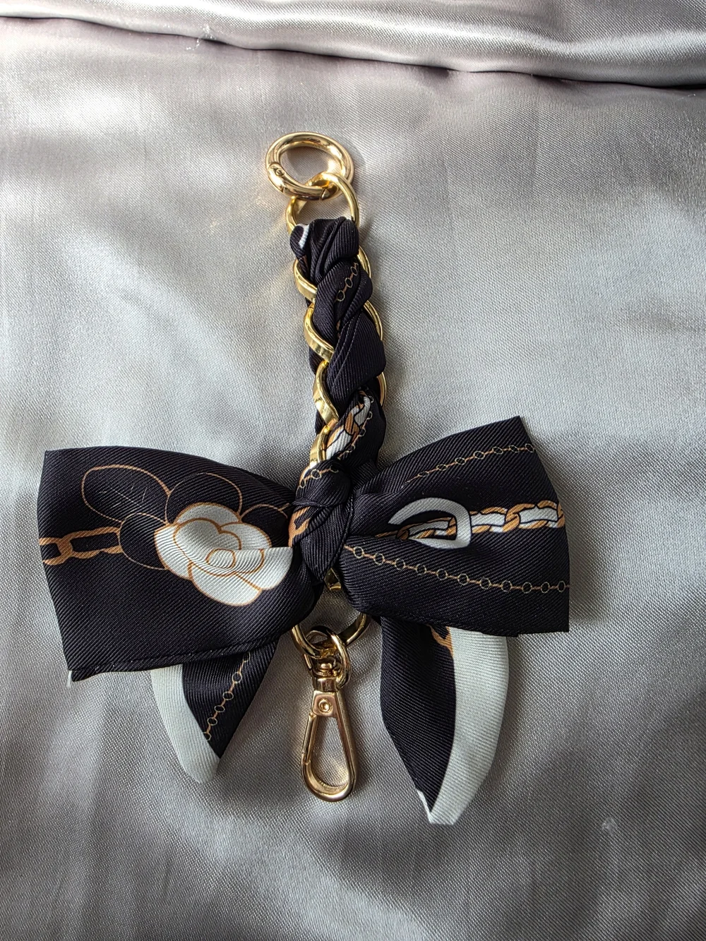 Black & Gold Braided Scarf Keychain Charm - Picture 2 of 3